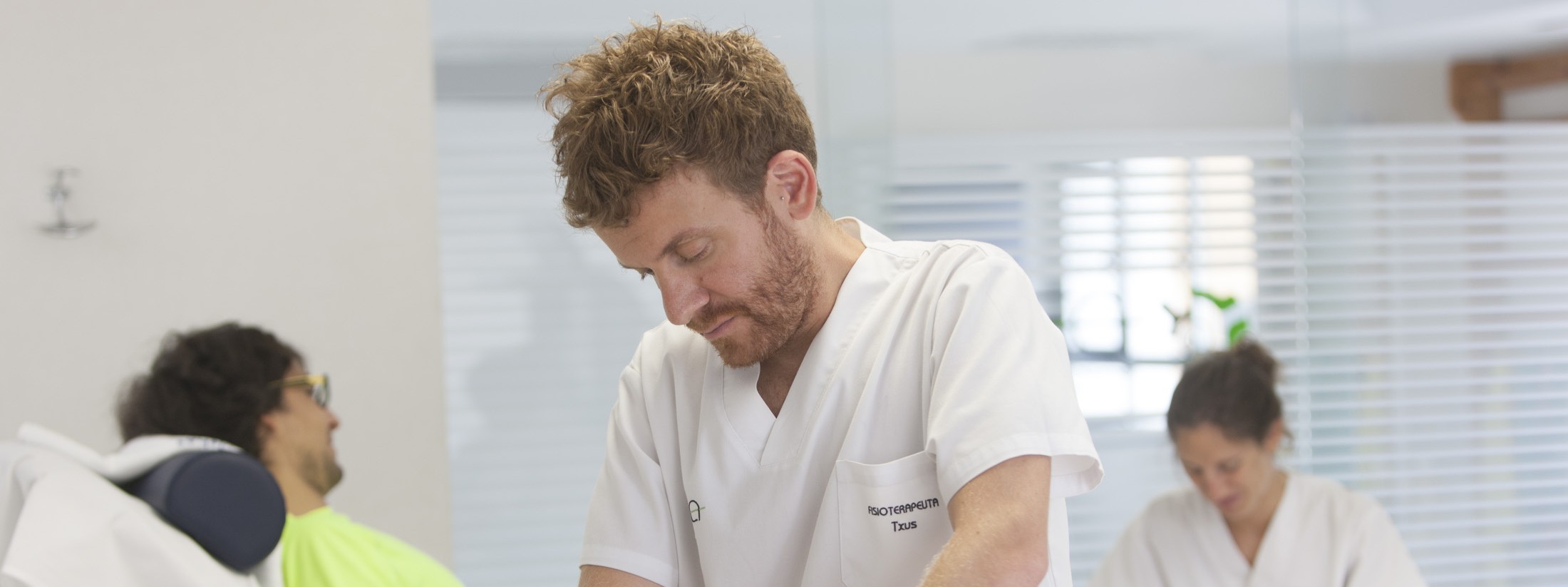 EQUIPO UFA-FISIOTERAPEUTAS -TERAPIA-MANUAL