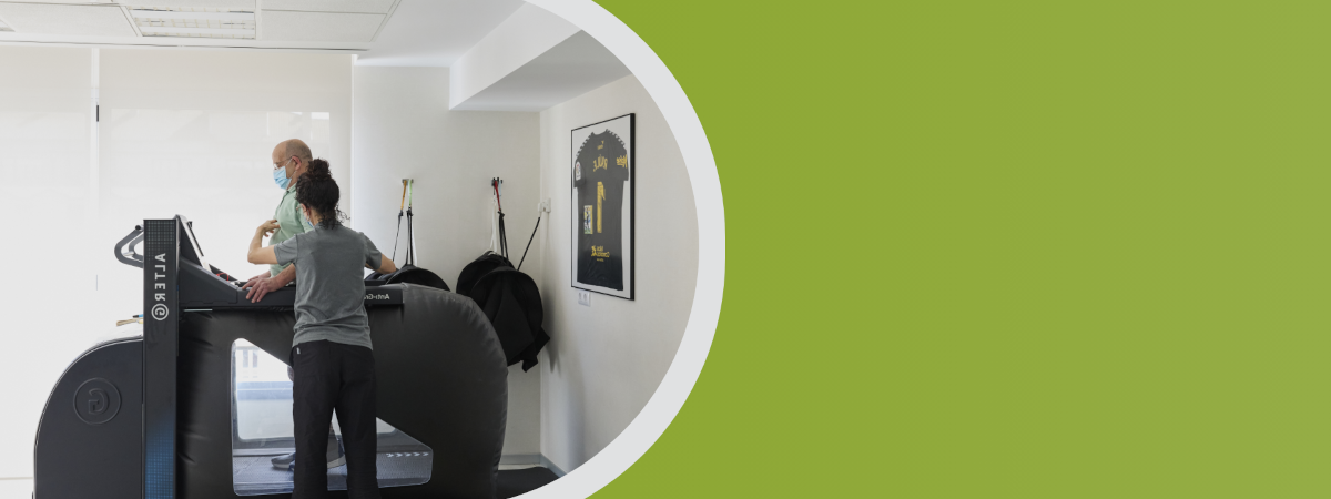 <h4>UNIDAD DE <span>FISIOTERAPIA AVANZADA<span></h4><h6>EQUIPO MULTIDISCIPLINAR DE FISIOTERAPEUTAS EN CONSTANTE FORMACIÓN.</h6>